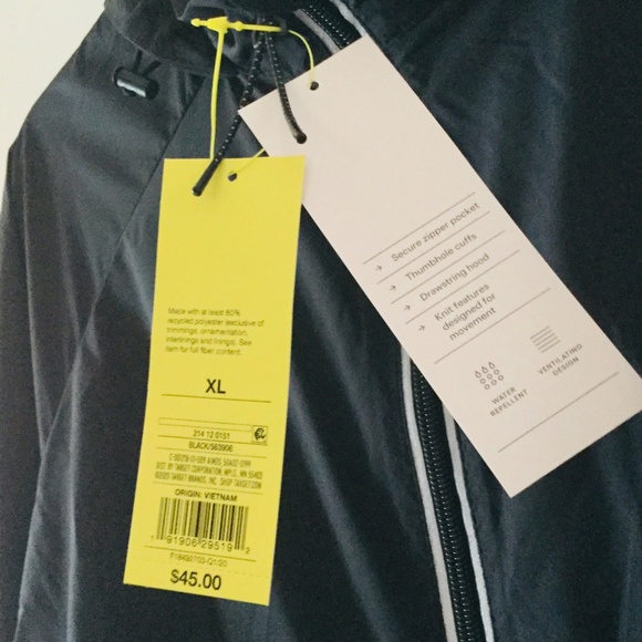 Women’s Hooded black windbreaker - Picture 2 of 4